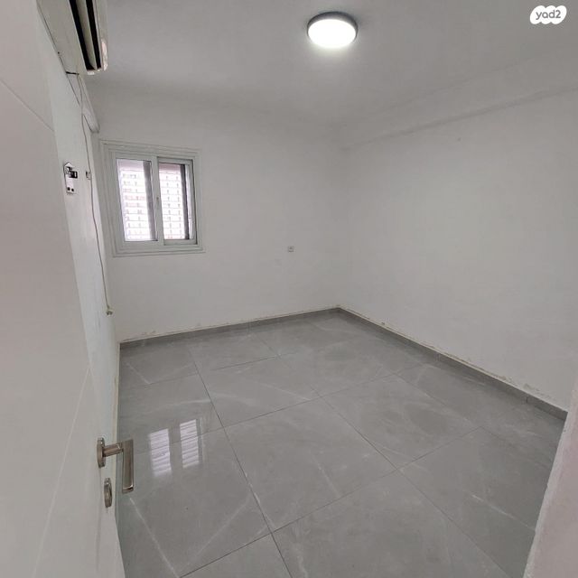 דירה, צה"ל 7, גיורא, רמלה