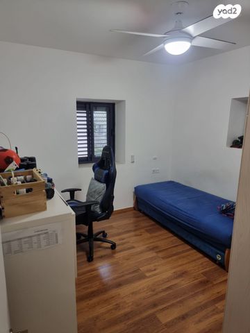 דירה, ארלוזורוב 25, כפר סבא