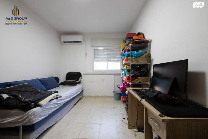 דירה, יונה צבי פיינשטיין, מישור הנוף, ראשון לציון