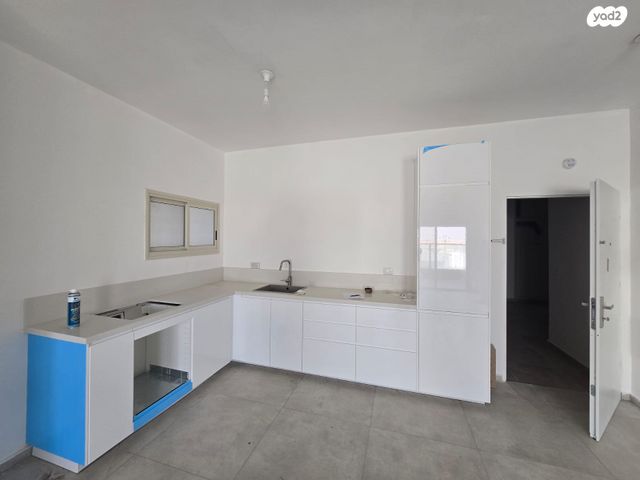 דירה, אסא המלך, יהושפט, ערד