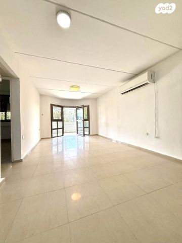 דירת גן, אשכול, כרמיאל