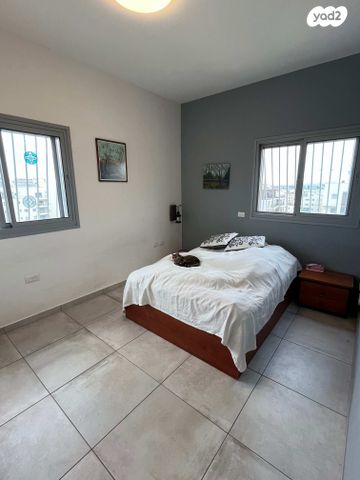 דופלקס, נעמי שמר, נווה זמר, רעננה