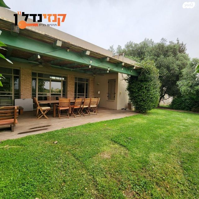 בית פרטי/ קוטג', כפר ורבורג