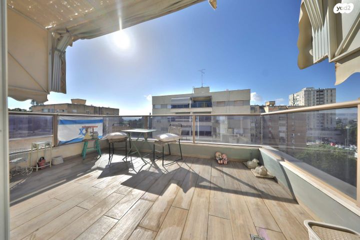 דירה, השקדים 7, מרכז העיר, סביניה, הוותיקה, קרית ביאליק