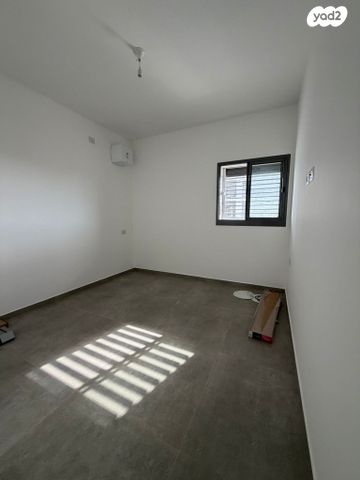 דירה, יעקב פיכמן, קרית אילון, חולון