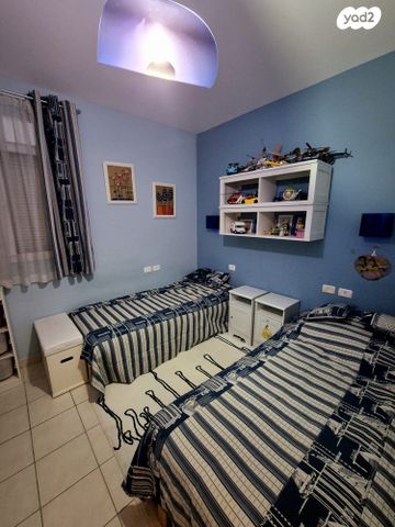 בית פרטי/ קוטג', שדרות מנחם בגין, גבעת אולגה, חדרה