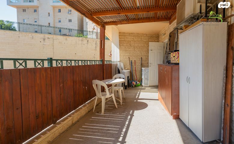 דירת גן, הערבה 52, רובע ג', אריאל