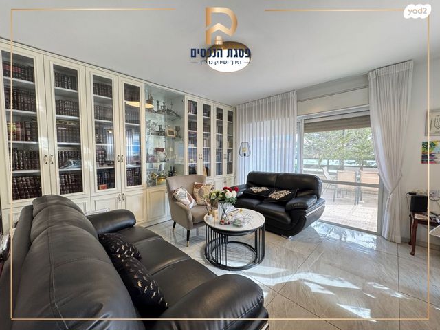 בית פרטי/ קוטג', בשמת, גבע בנימין, אדם - גבע בנימין