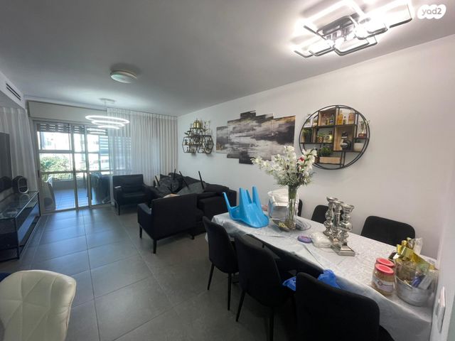 דירה, שדרות עמק יזרעאל, שקמים ואגמים, אשקלון