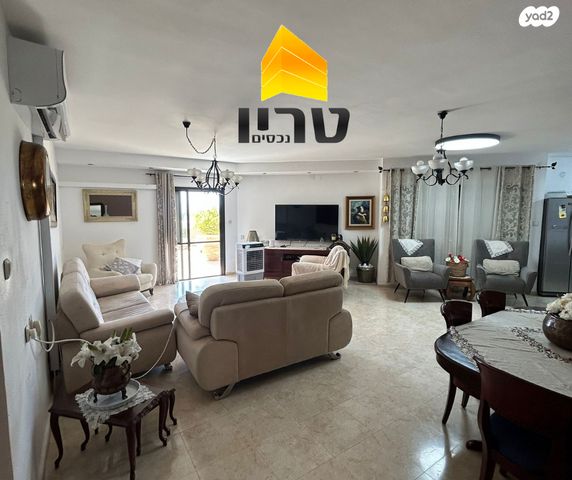 גג/ פנטהאוז