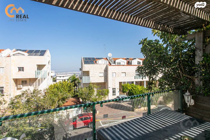 דירת גן, סחלב, אחוזה, חיפה