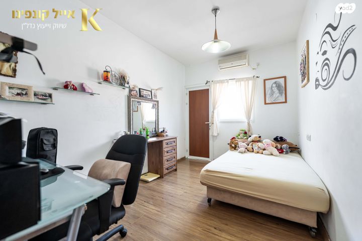 בית פרטי/ קוטג', אחד במאי, מרכז, קרית עבודה, חולון