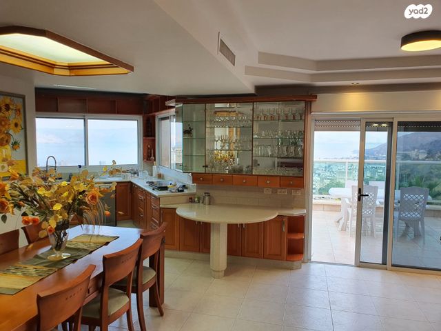 גג/ פנטהאוז, אוסישקין, אחוזת כנרת, טבריה