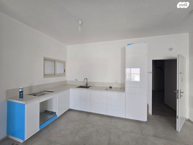 דירה, אסא המלך, יהושפט, ערד