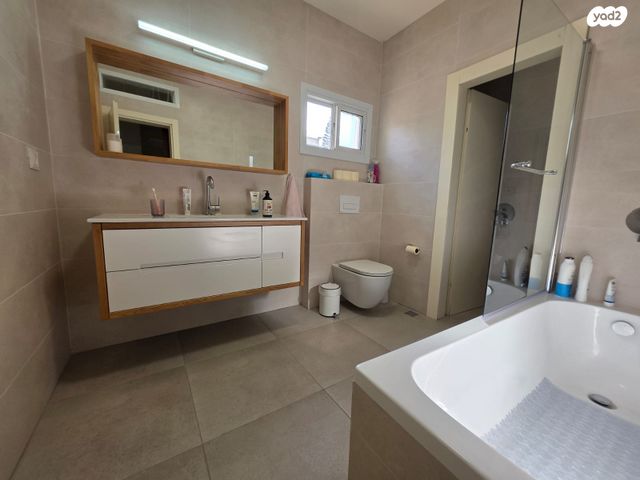 בית פרטי/ קוטג', להבים