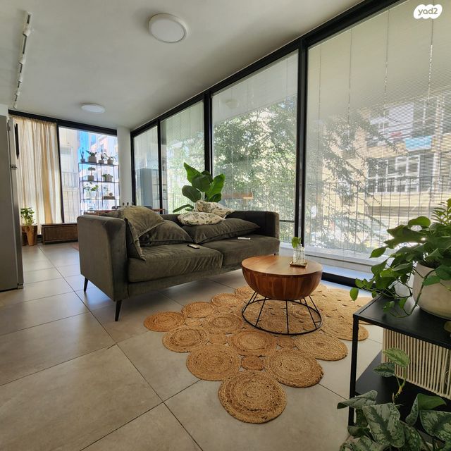 מסילת העולים 8