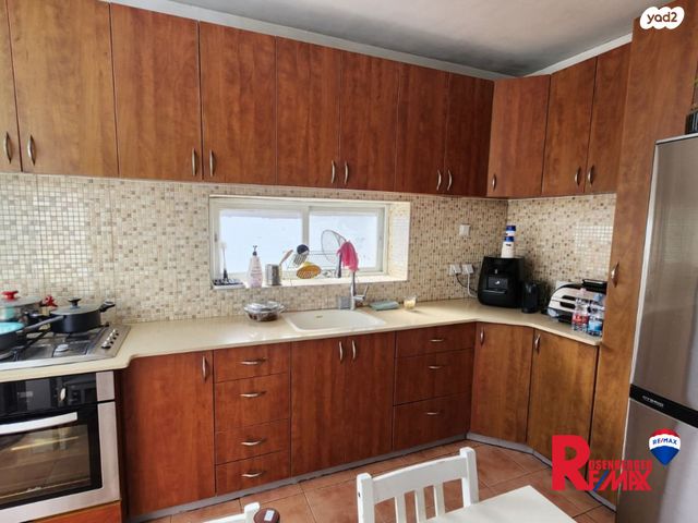 דירה, דגניה 7, רמב"ם, ראשון לציון