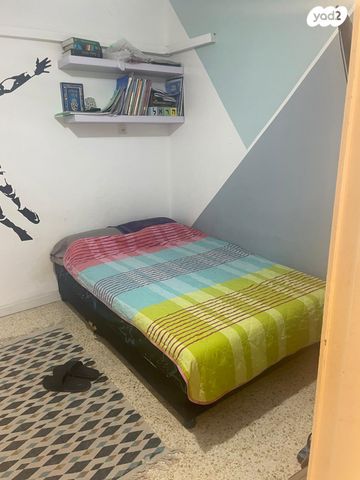 דירת גן, אורנית, אורנית