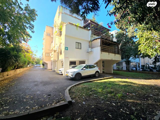 דופלקס, רעננה