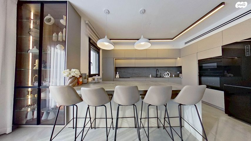 גג/ פנטהאוז, שרה אהרונסון, מורשת, מודיעין מכבים רעות