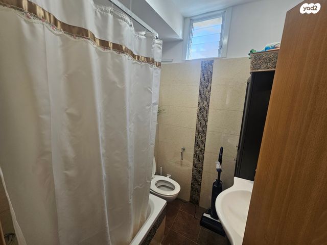 דופלקס, שפת אמת, בני ברק