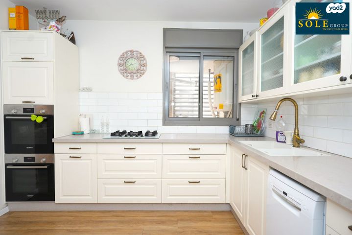 דירה, תאנה, החורש, חריש