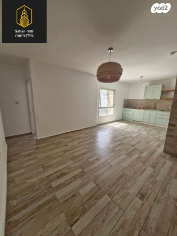 דירה, גינות שומרון, קרני שומרון