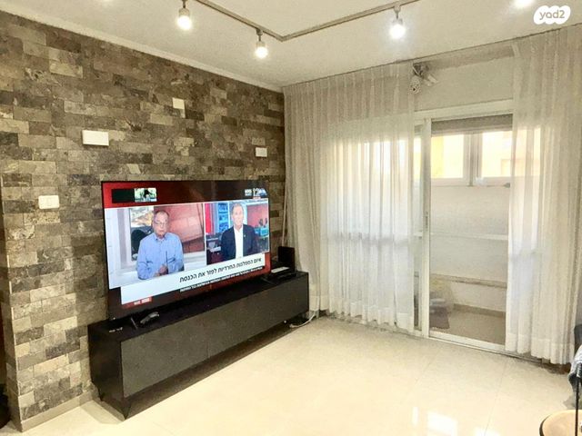 דירה, יהודה הלוי, היובל, אור עקיבא