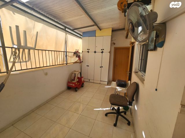 דופלקס, שפת אמת, בני ברק