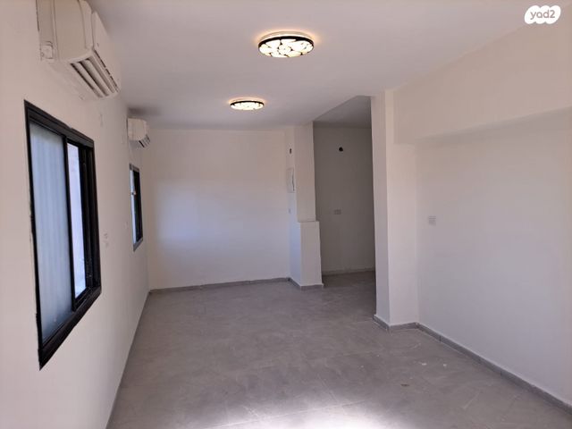 דירת גן, קרן קיימת לישראל 33, עפולה