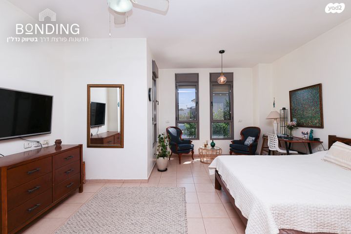 דו משפחתי, 212 מזרח, אבן יהודה