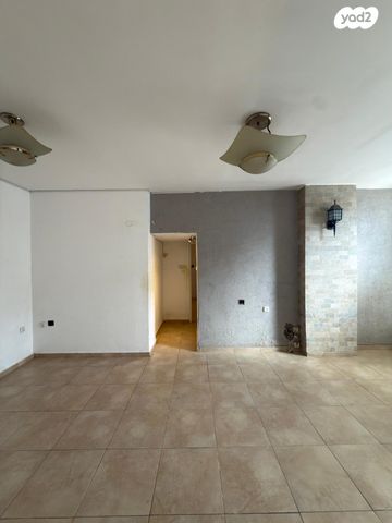 דירה, הגדוד העברי, לב העיר, בת ים