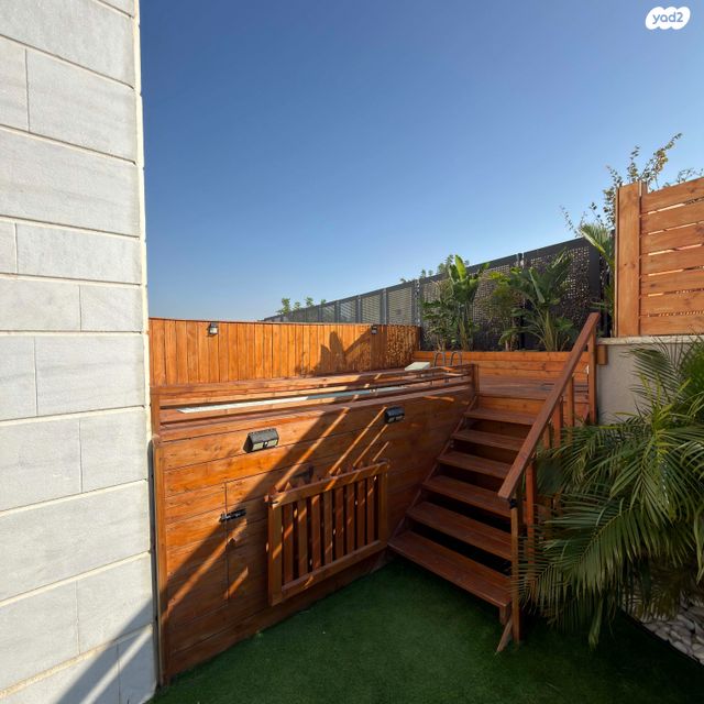 דירת גן, ברקת 27, אבני חן, חריש