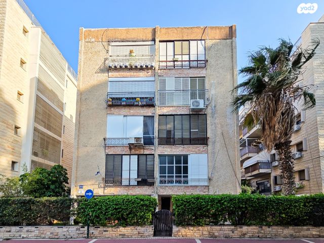 דירה, השקדים, מרכז העיר, סביניה, הוותיקה, קרית ביאליק