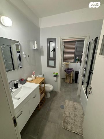 דירת גן, ממשית, דימונה