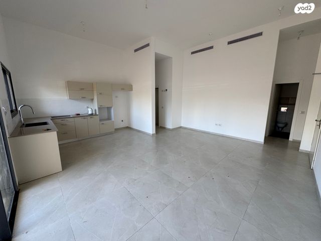 דירת גן, נווה זמר, רעננה