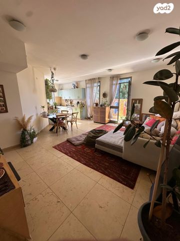 דירה, קדם 37, עג'מי, גבעת העליה, תל אביב יפו