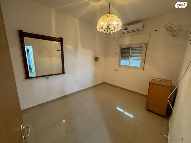 דירה, הוגו מולר, מרכז העיר, קרית אתא