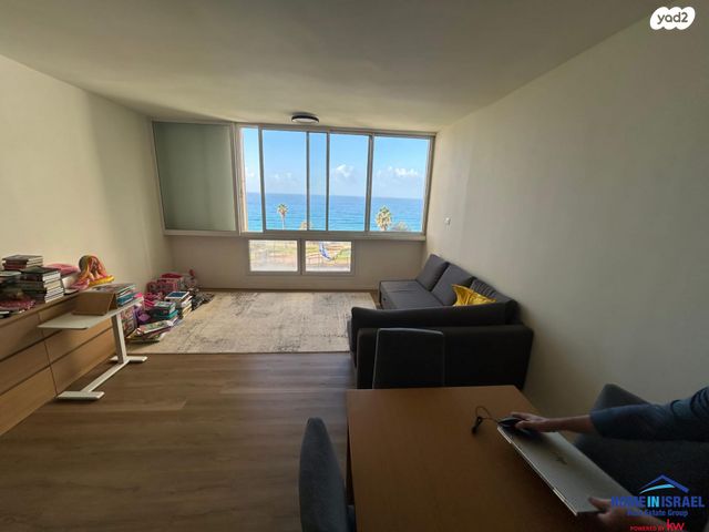 דירה, שדרות ניצה, צפון מערב מרכז העיר, נתניה