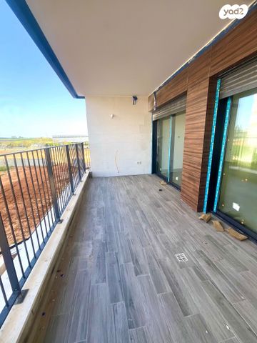 דירה, רעננה