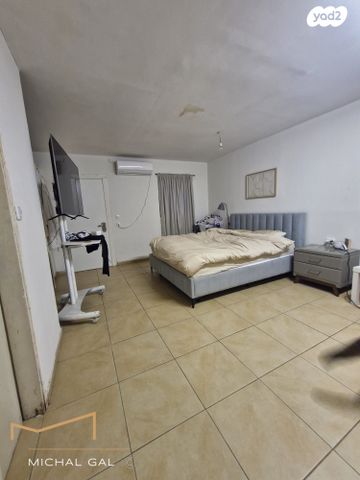 דו משפחתי, החי"ל, נגבה, רמת גן