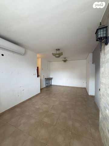 דירה, הגדוד העברי, לב העיר, בת ים