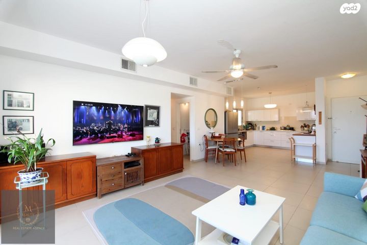 דירה, דרך הפארק 25, קרית השרון, נתניה