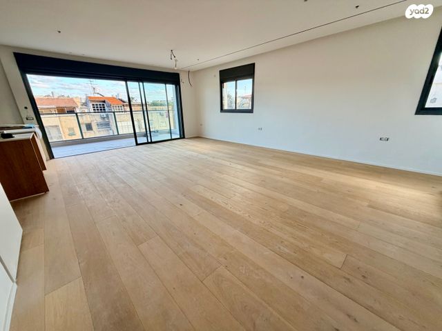 דירה, קהילת ציון 18, מרכז, הרצליה