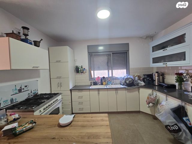 דו משפחתי, קרני שומרון