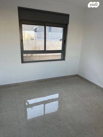 דירה, יוסף חכמי, בית וגן, ירושלים