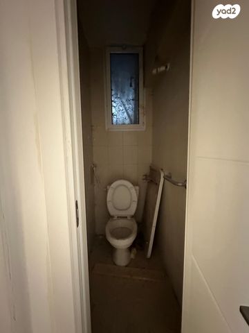 דירה, אמיל זולא, אג"ש, רמלה