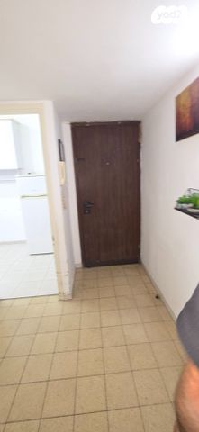 דירה, הלפר, בת ים