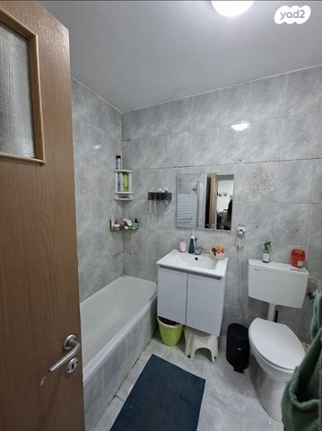 דירה, עומר, כרמיאל