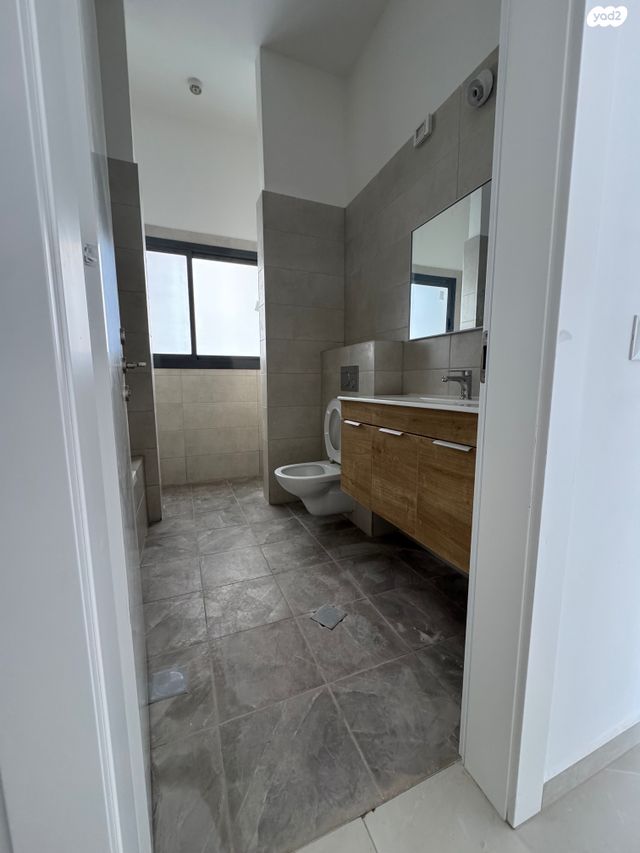 דירת גן, נווה זמר, רעננה